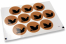 Cierres bautizo - marrón con paloma negra | Paisdelossobres.es