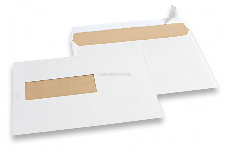 Sobres con ventana de color crema, 156 x 220 mm (EA5), ventana a la izquierda 40 x 110 mm, posición de la ventana a 20 mm desde izquierda y 66 mm del extremo inferior, 90 gramos, aprox. 7 g por unidad
